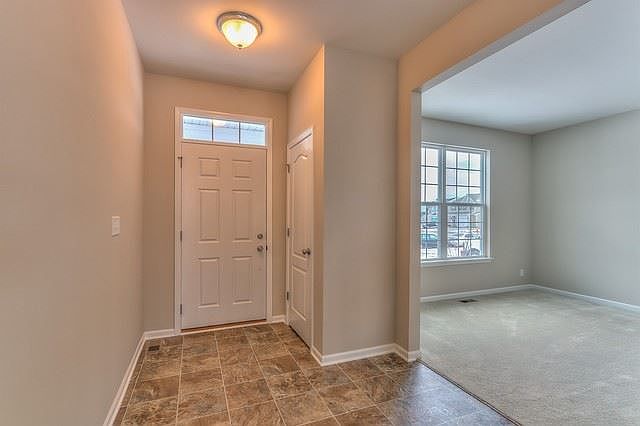 1st image of 2 Savannah Cir