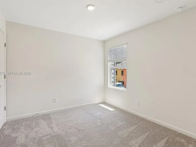 2571 Grey Hawk Dr — Photo 18