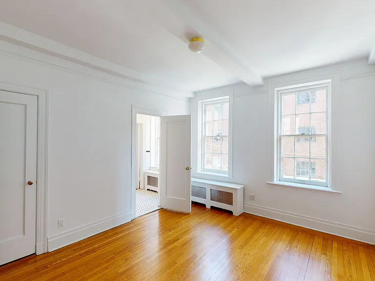 20 E 67th St #3F — Photo 5