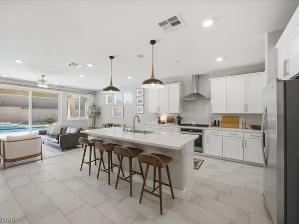 5521 Acadia Leaf St, Las Vegas, NV 89149