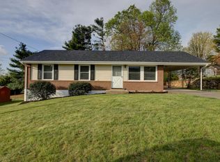 540 Olney Rd, Vinton, VA 24179