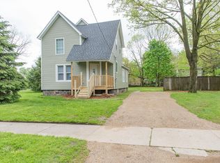 704 Dwight Ave, Kalamazoo, MI 49048