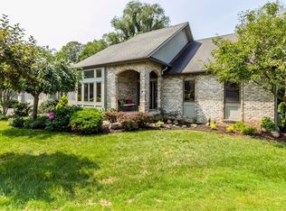 4 Moss Creek Ct, Pittsford, NY 14534