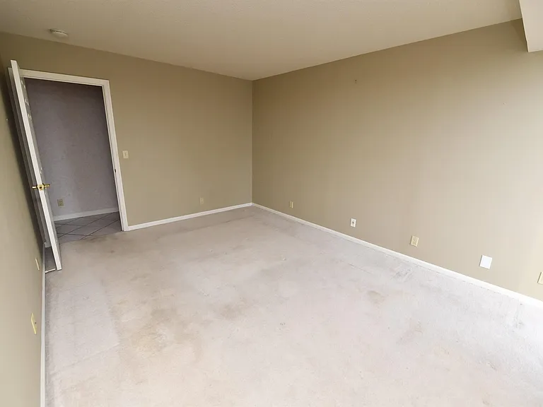 123 SW Jefferson Ave #E16NE — Photo 28