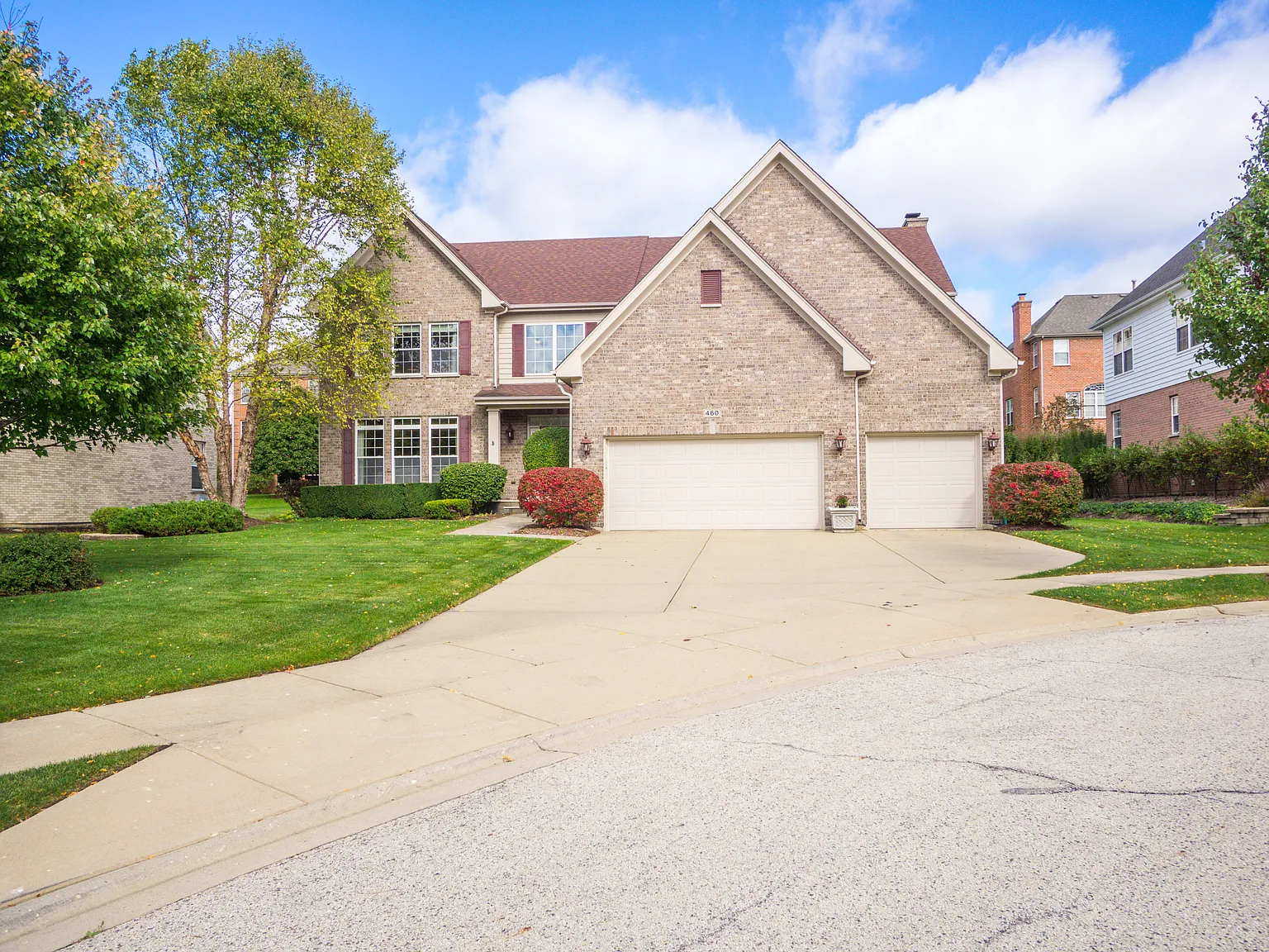 460 W Haleys Hill Ct photo 1