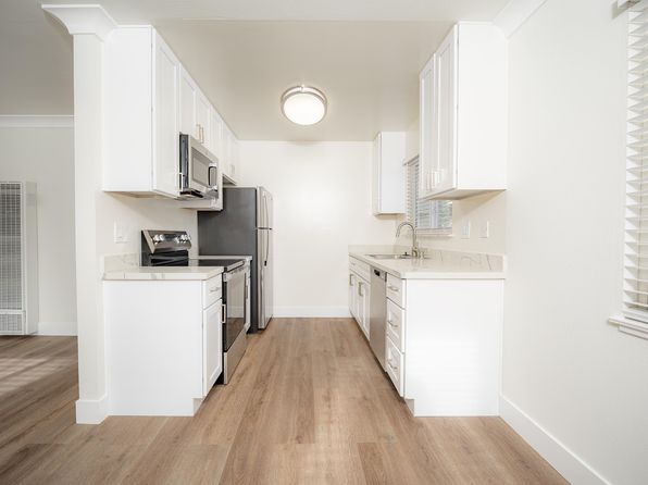 302 Easy St #1161323