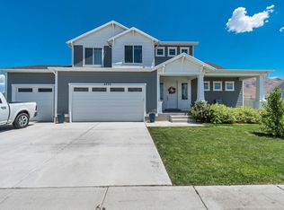 4772 N Topaz Dr, Eagle Mountain, UT 84005