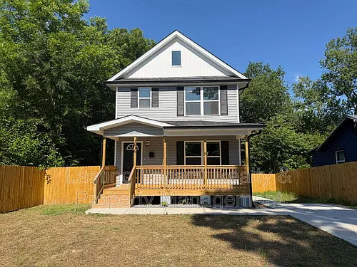 2036 Harrison Ave Photo 1