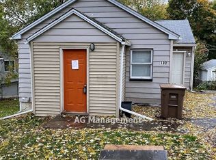 122 Dresden Ave, Pontiac, MI 48340