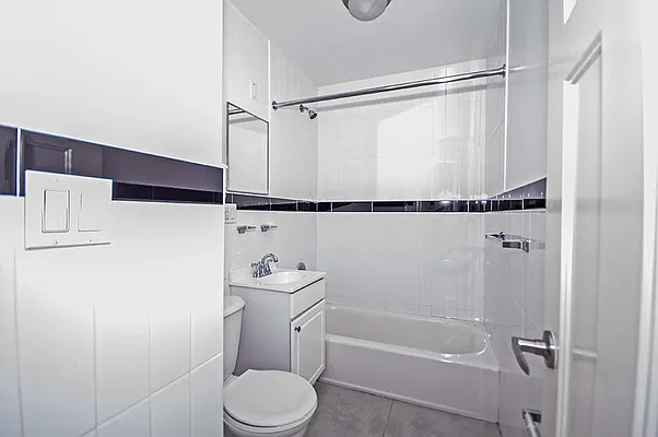 Rented by Level Group | media 24