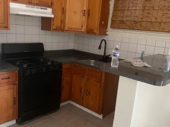 5242 N 10th St, Philadelphia, PA 19141