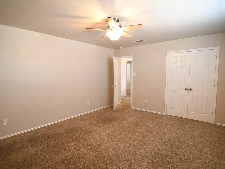 1008 Starlight Dr — Photo 19