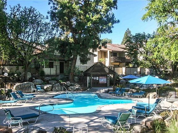 3rd image of 6265 Canoga Ave APT 47