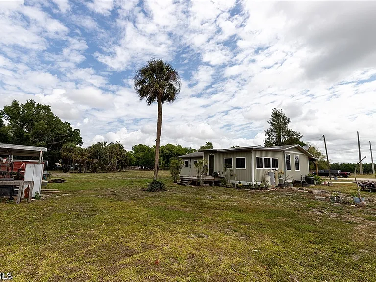 17841 Palm Creek Dr — Photo 24