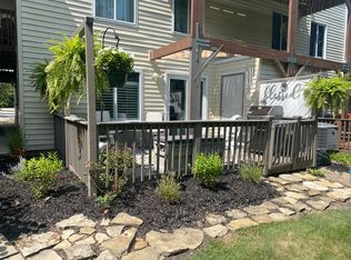 22238 River Walk Rd #28, Rocky River, OH 44116
