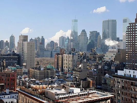 Sold by Sotheby's International Realty | media 17