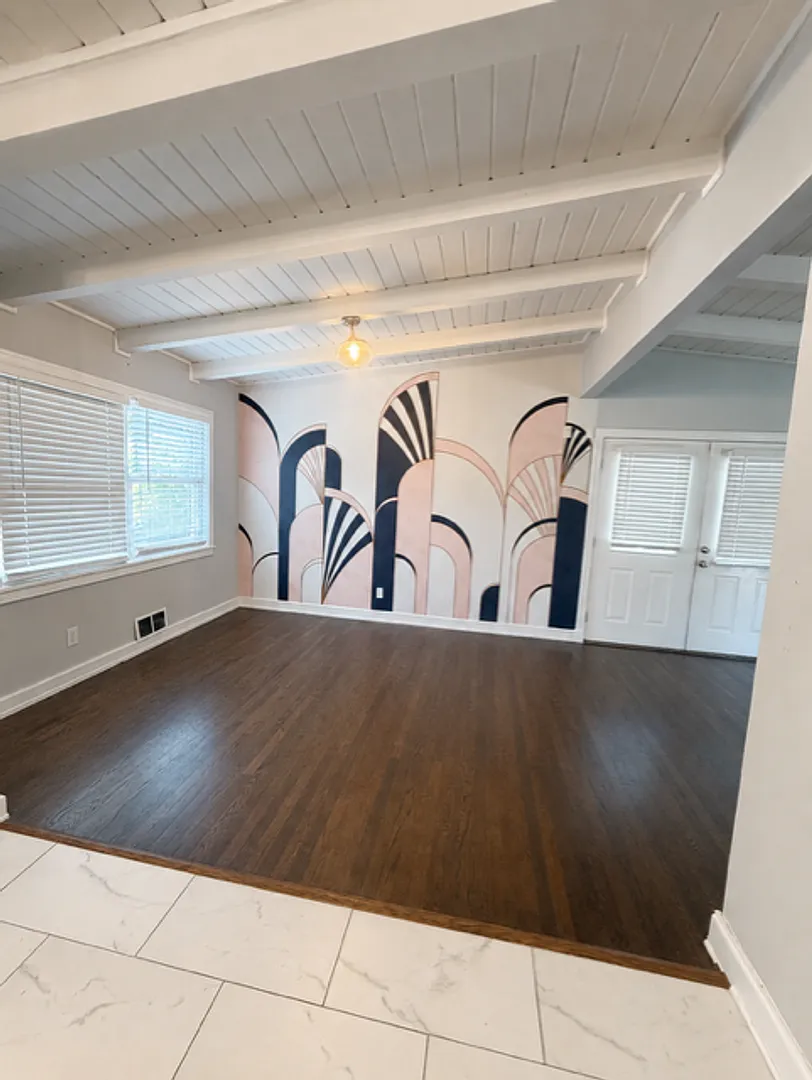 Charming 3-Bedroom Home in Chamblee! — Photo 3