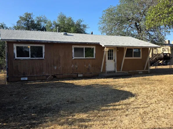 2353 Cottage Ave, Shasta Lake, CA 96019