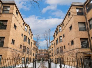 7637 N Greenview Ave APT 2W, Chicago, IL 60626