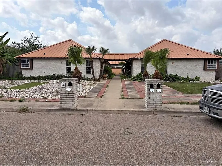 1902 Agua Fina Ave — Photo 1