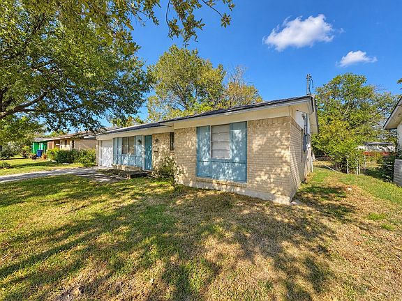 5th image of 2418 Fulton Dr