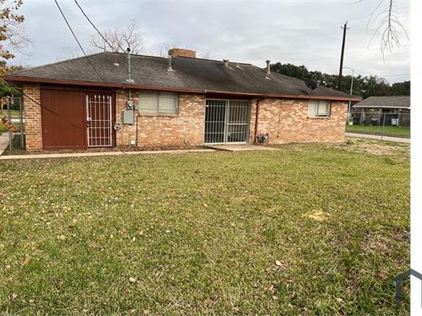 14334 Buffalo Speedway