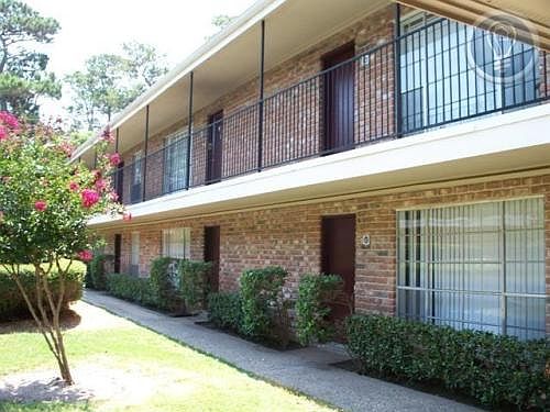 4th image of 777 Bateswood Dr APT 201