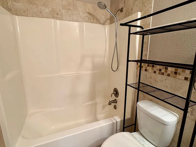 Las animas 612 — Photo 25