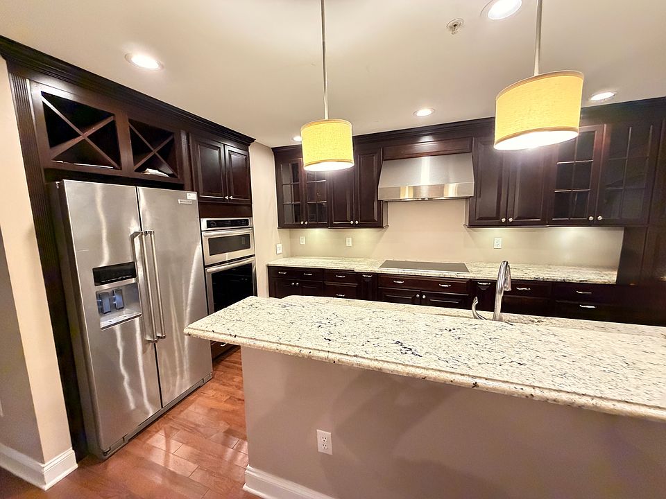 1st image of 196 Goldsborough Dr #50
