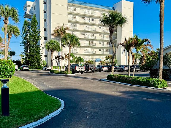 4th image of 5151 N Hwy A1a #212