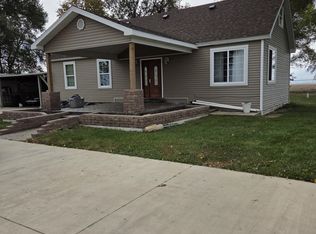 3692 E 2nd Rd, Mendota, IL 61342