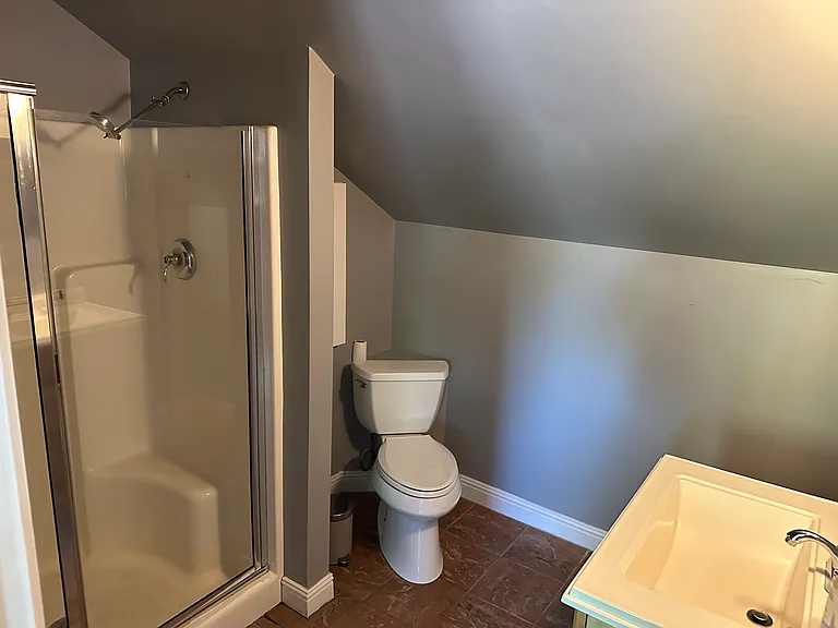 630 Memorial Dr SE — Photo 6