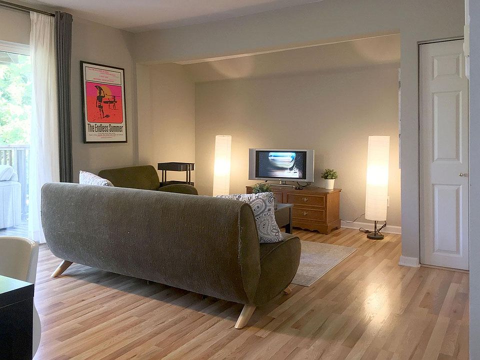 Living room & laundry closet