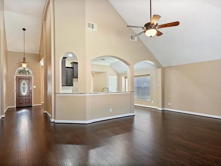 20518 Indian Grove Ln — Photo 5