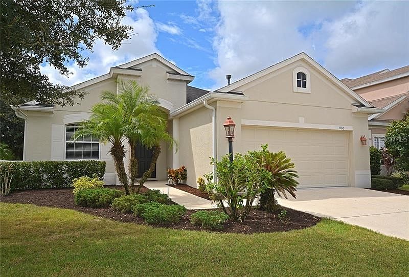 Welcome to 15616 Lemon Fish Drive.