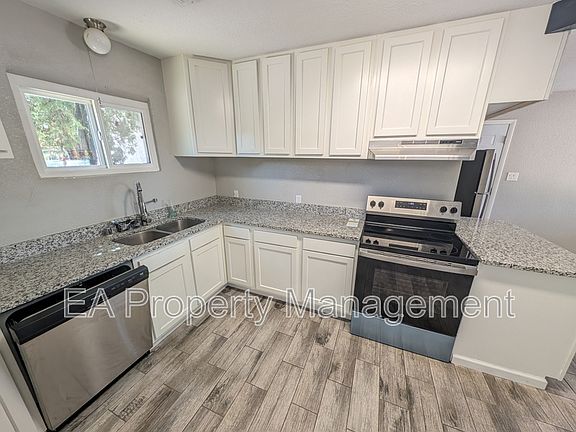 5th image of 2913 Jefferson St NE