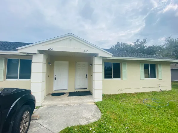 1661 SE Lennard Rd, Pt Saint Lucie, FL 34952