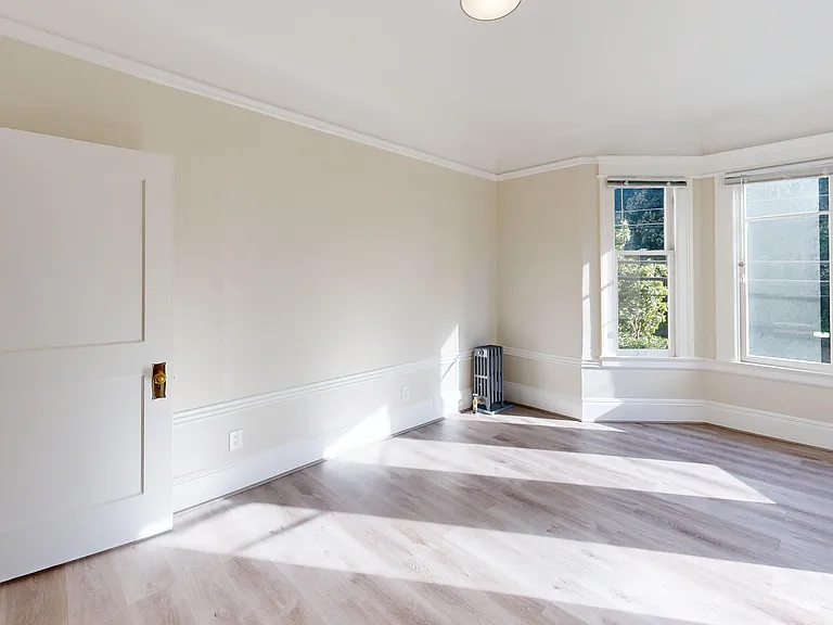 1401 Jones Street — Photo 4