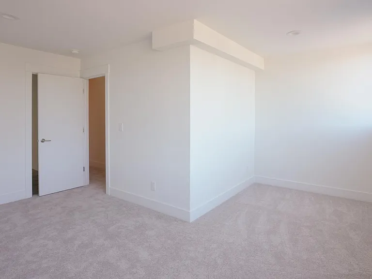 2843 S Myrtle St — Photo 15