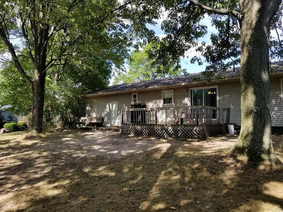2nd image of 878 136th Ave