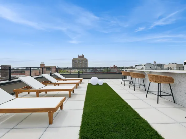 428 East 9th Street image 10 of 24