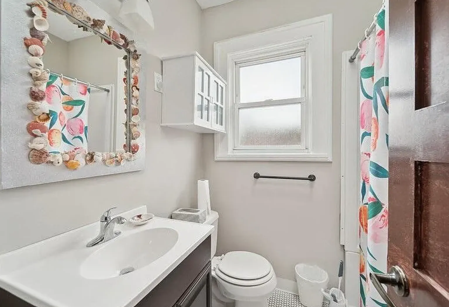 3 bed, 2278 sqft, $1,700 — Photo 4