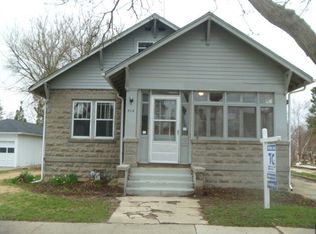 514 S 2nd St, Dundee, IL 60118