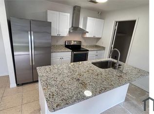 706 Pineville Ln, Lakeland, FL 33810