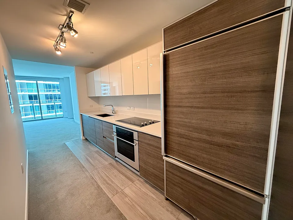 1100 S Miami Ave #2106
