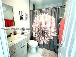 3rd image of 2464 NW 94th St