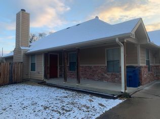 418 W Lake St, Krum, TX 76249