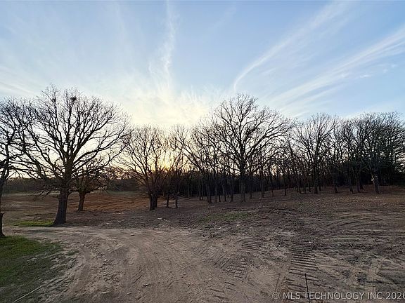 4th image of Enos Rd