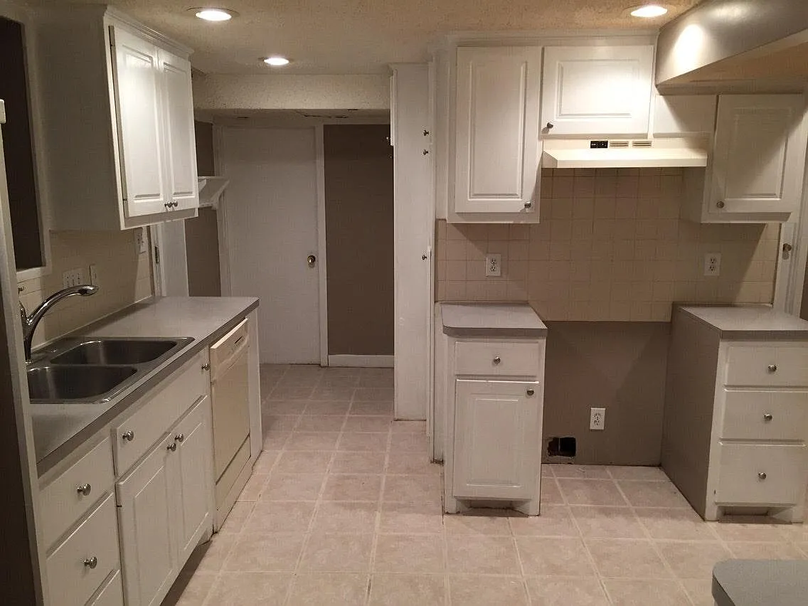 3 bed, 1092 sqft, $1,575 — Photo 4