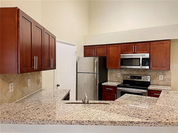 5th image of 9999 Summerbreeze Dr APT 1118
